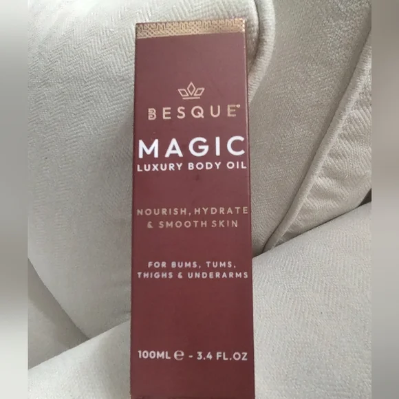 BESQUE Magic Luxury Body Oil - NIB - Picture 1 of 6